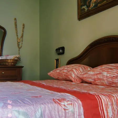 Saturno Casa Semesterbostad *